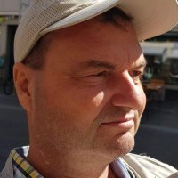 Chris Knecht 💙💛 | Joggeli: 🍐🍐🍐 wänd nid fallä