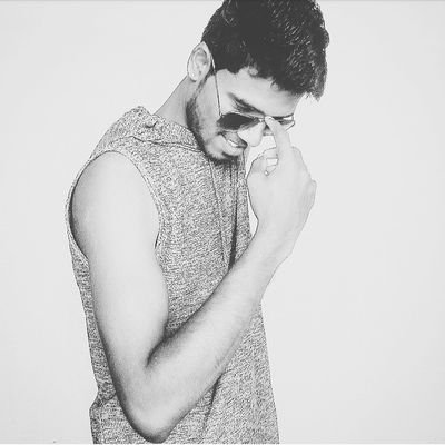 Musa दिनेश குமார்