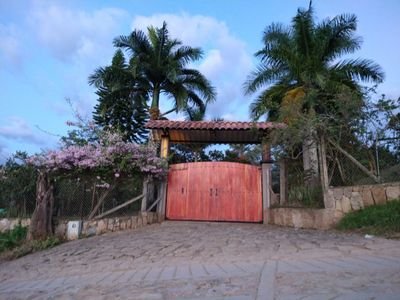 Hugo orlando perez m