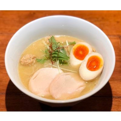 新宿 鶏そば みた葉(みたば) 🐔朝６時まで営業!!