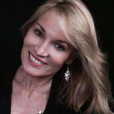 Kristi-YadaYada-Just Facts