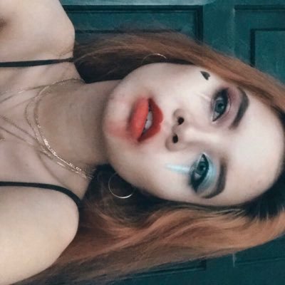 𝔠𝔩𝔬𝔲𝔡🌹