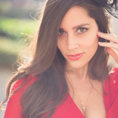 Ren Hakim Carothers ن