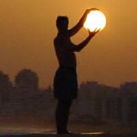 Roberto FE Soto, Multilingual Media Maestro