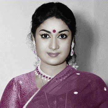 சாவித்ரி 👩🏽‍🔬