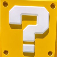 タンスに頭ゴンゴン