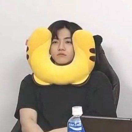 粉丝 🇨🇳เดมไม่แจ้ง ตอบช้า