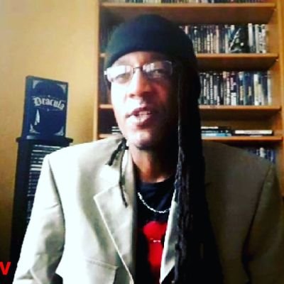 Les Crytics Crystics