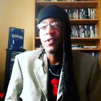 Les Crytics Crystics