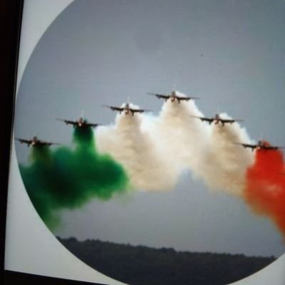 Laura.di.Milano 🇮🇹🕯