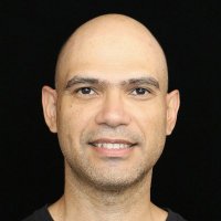 Fabio Oliveira (@fbdo@hachyderm.io)