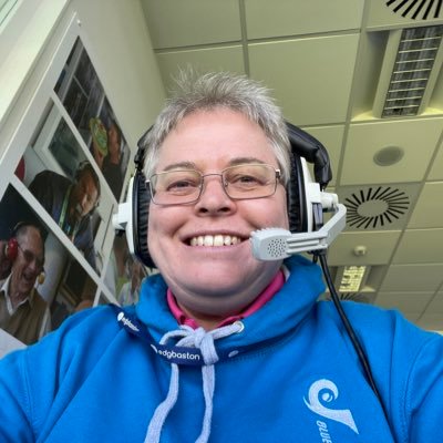 Claire Jenkins 🏏🎙
