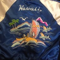 青いスカジャン⁉︎