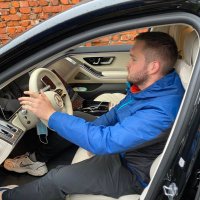 Federighi’s Assistant