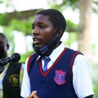 suivez plutot @JasonRdc. celui-ci est un Relais