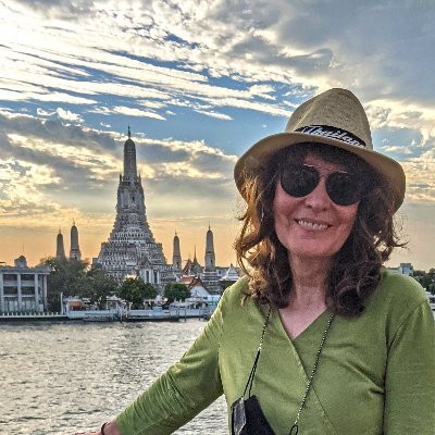 Cynthia | Adventuring Woman