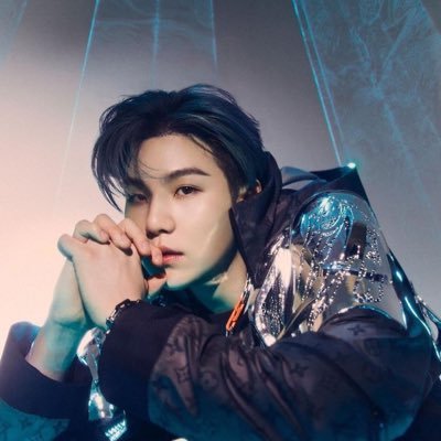 yuki 🇦🇺🐈‍⬛ 𝔸ℝ𝕀ℝ𝔸ℕ𝔾 ⟭⟬⟬⟭