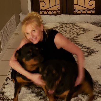 Chandle@rottiemom.com