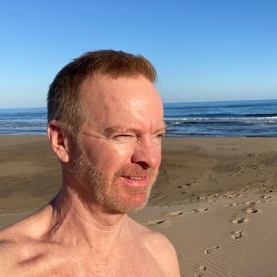 Martin Davies ๐ฌ๐ง ๐ซ๐ท ๐ช๐บ ๐จ๐ฆ