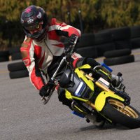 まる卍@CB250R·GROM(モトジムカーナ)