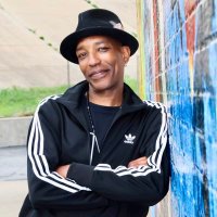 sƃƃǝɹפ ˙H sǝɯɐſ