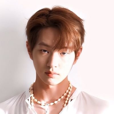 Aspen Wren (They/Them)