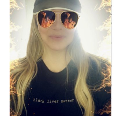 Kristine Kenyon *find me on 🦋*