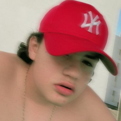 •Emiliano ChávezV•