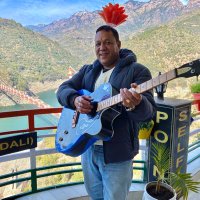 पंच्छी bist