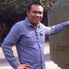 Rismon Hasiholan Sianipar