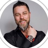 Roman Sharf | CEO of Luxury Bazaar