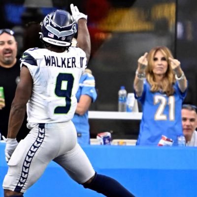 𝒦ℰ𝒩𝒩ℰ𝒯ℋ 𝒲𝒜ℒ𝒦ℰℛ ℐℐℐ🤍