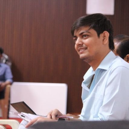 प्रतीक खरे/Pratik khare 😷