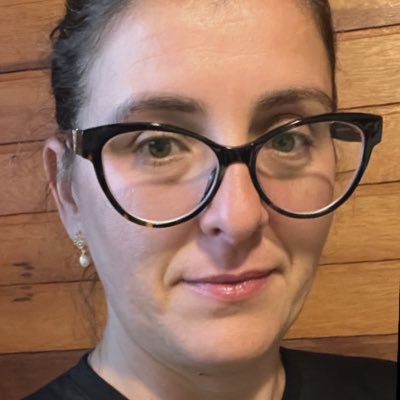 Kelly Menegas🇧🇷