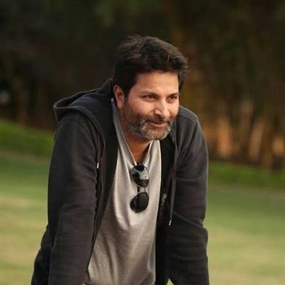 ✒ త్రివిక్రమ్ ᶠᵃⁿ ✍️