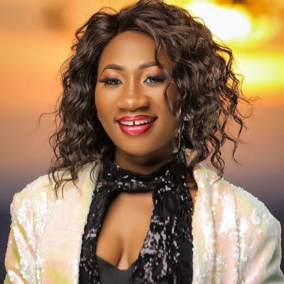 CHOSEN BECKY🇺🇬