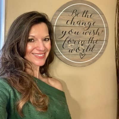 Melanie Korach🇨🇦