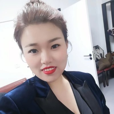 秀艳 何（Alison He）