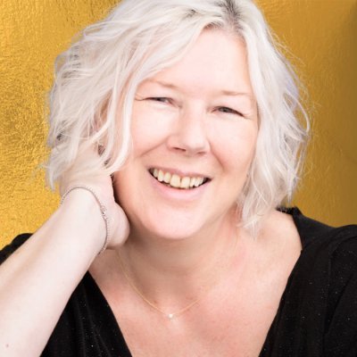 Carole Hallett Mobbs