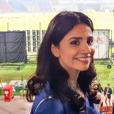 Kanza Javed کنزا جاويد