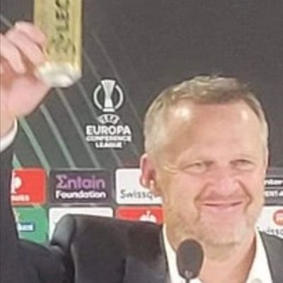 Biały Rozpierdalacz #MAJ9TER🥇💙🤍💙