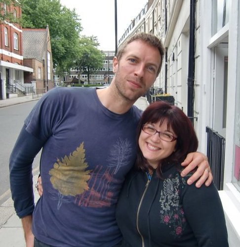 Stef ☽ ☽ ☽ ◯ ☾ ☾ ☾ ♪♫♪♬💜💛🧡💗🌈