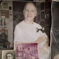 May-Key & the man with a thousand faces Yigal He .