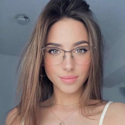 Analia 🍞⚡️🧨