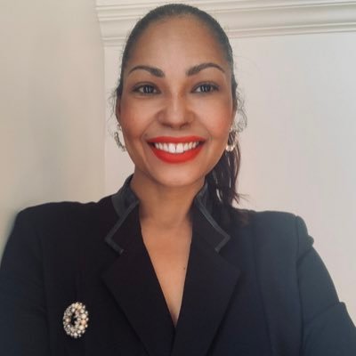 Kereta Symone Merchant