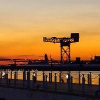 横浜　光と港の絵日記