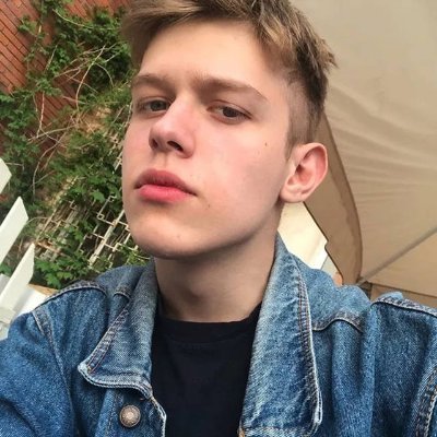 Veronika Derentis 互关 互FO 必回❤️ Memecoin(Ø,G)🥊