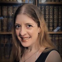 Thea Lyons 🌈 Updates Only. Please 👀 at my 📚. 💜