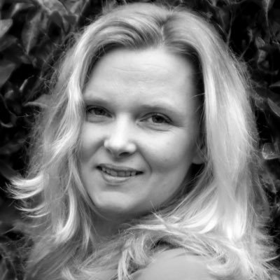 Marisa Noelle 🧜🏻‍♀️🦈🔱