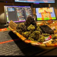 DANIEL S.{VIEJO SARCASTICO BURLON}👨🏻‍💻🍁